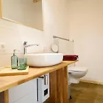 Neu! 4 Sterne Soemmerland Lägenhet *